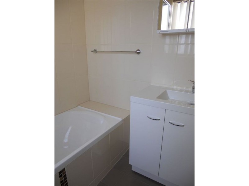 1/2 Walter Avenue, Mitchell Park SA 5043