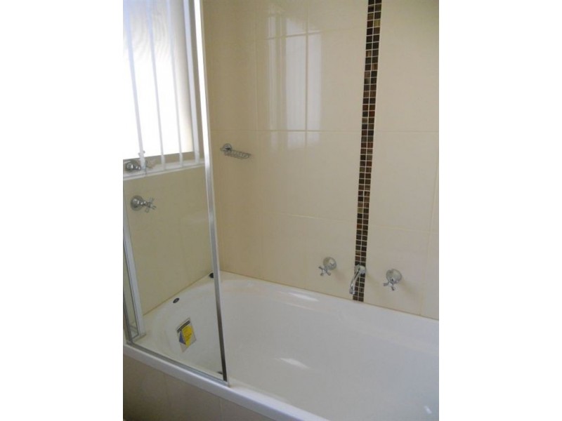 1/2 Walter Avenue, Mitchell Park SA 5043