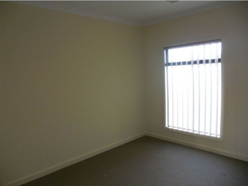 1/2 Walter Avenue, Mitchell Park SA 5043