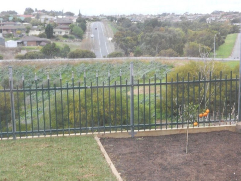 B/25 Caswell Avenue, Hallett Cove SA 5158