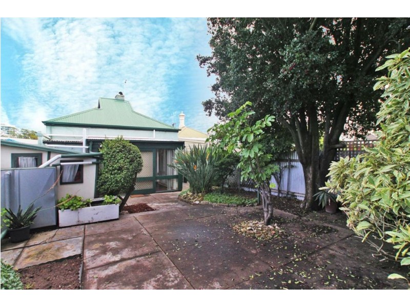 4 Mary, Glenelg North SA 5045