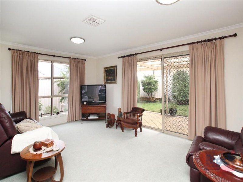 17 Caroline Close, Sheidow Park SA 5158
