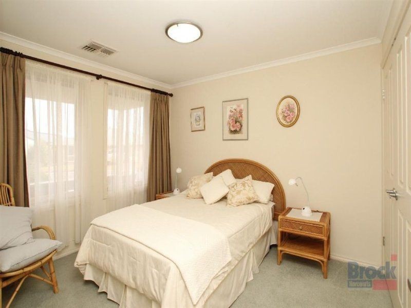 17 Caroline Close, Sheidow Park SA 5158