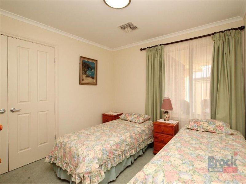 17 Caroline Close, Sheidow Park SA 5158