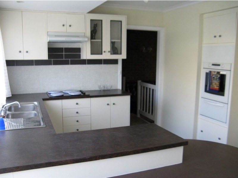 5 Cadna St, Hallett Cove SA 5158