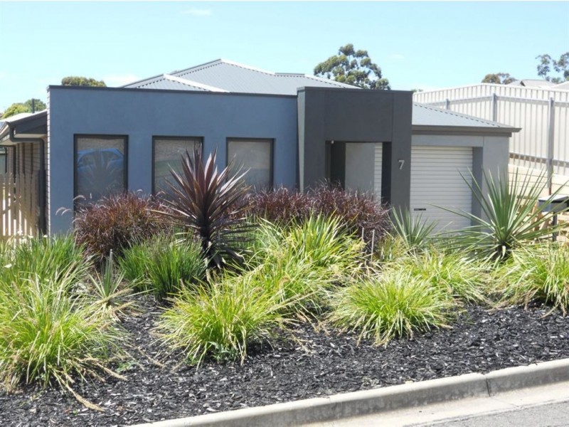 7 Dixie Court, Happy Valley SA 5159