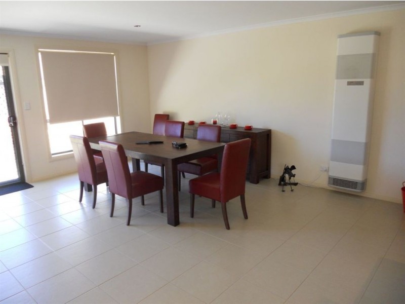 7 Dixie Court, Happy Valley SA 5159