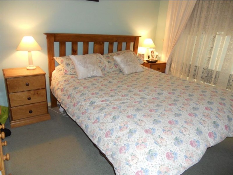 13 Southbound Avenue, Aberfoyle Park SA 5159