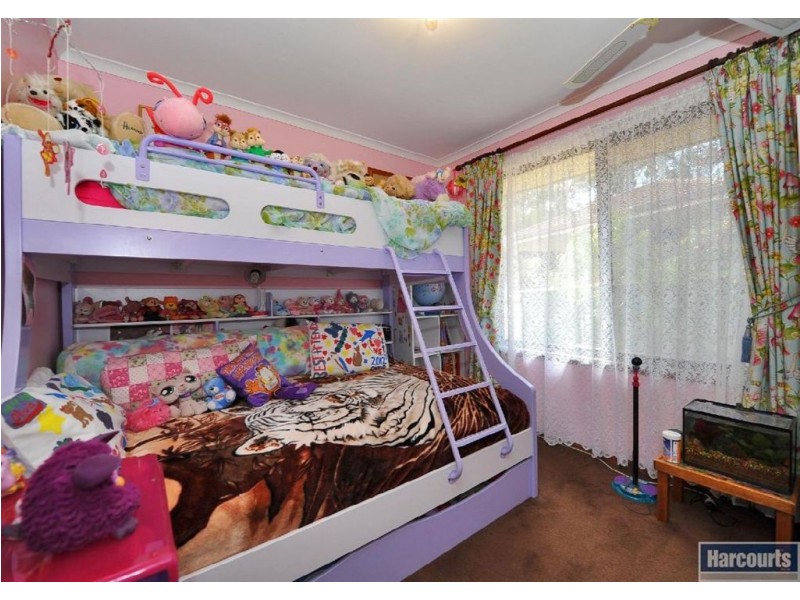 13 Tyson Avenue, Trott Park SA 5158