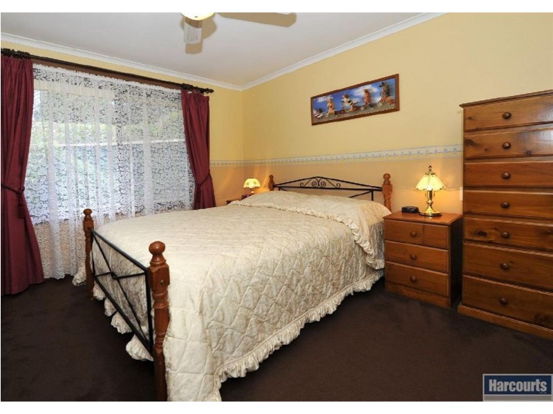 13 Tyson Avenue, Trott Park SA 5158