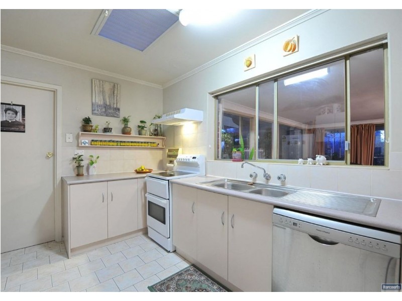 5 Yomara Road, Marino SA 5049