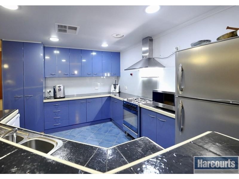 9 Dudley Crescent, Marino SA 5049