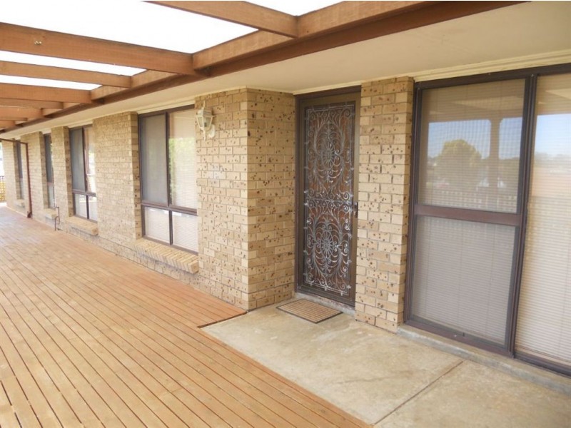 150 The Cove Road, Hallett Cove SA 5158
