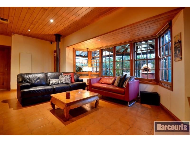 4 Sylvia Court, Coromandel Valley SA 5051