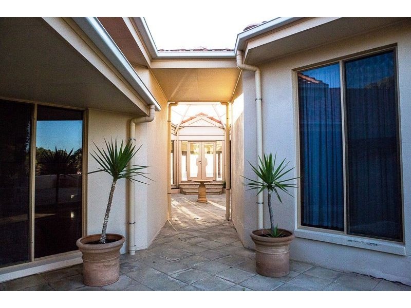 89 The Esplanade, North Brighton SA 5048