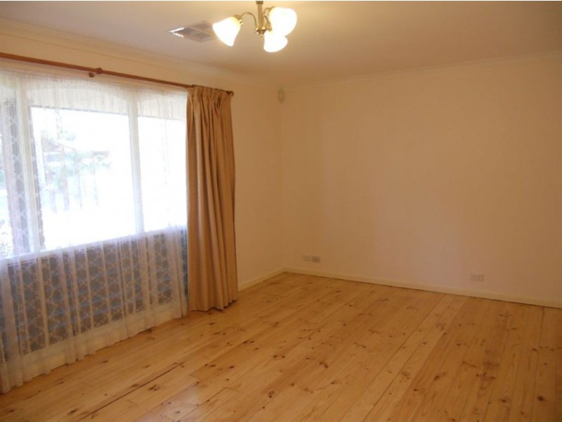 20 Fraser Avenue, Happy Valley SA 5159