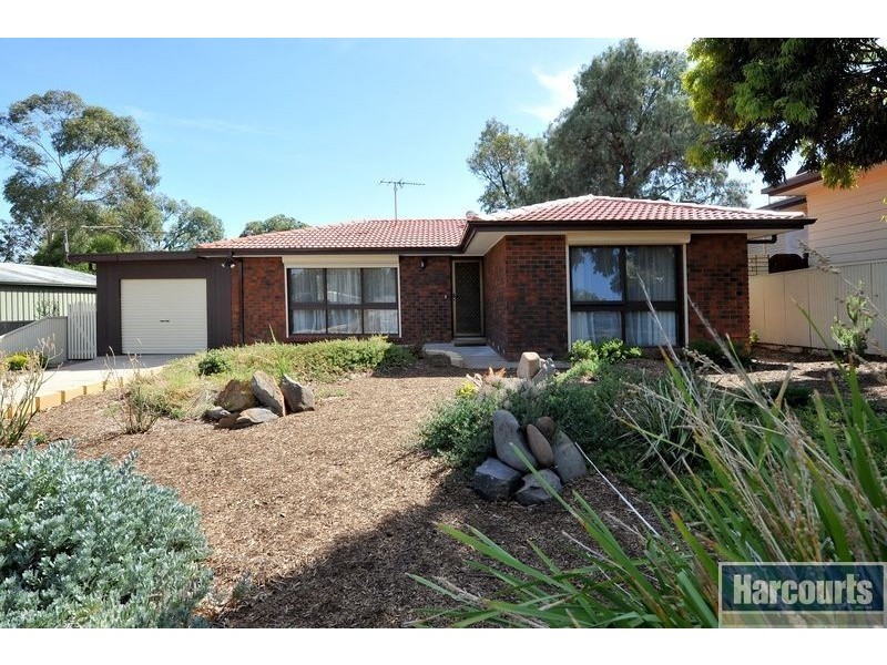 14 Fryer Street, Hallett Cove SA 5158
