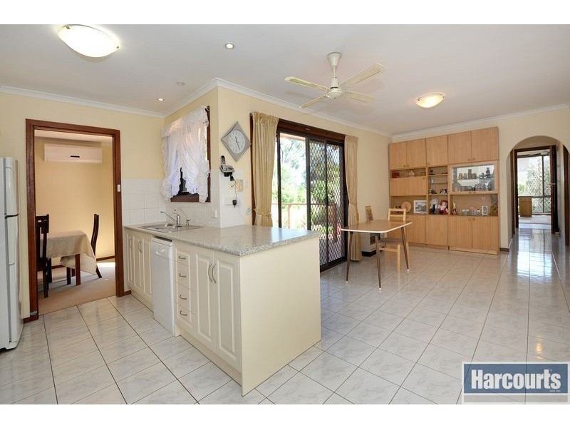 14 Fryer Street, Hallett Cove SA 5158