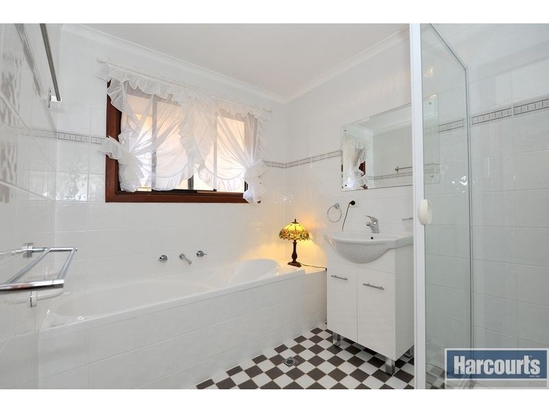 14 Fryer Street, Hallett Cove SA 5158