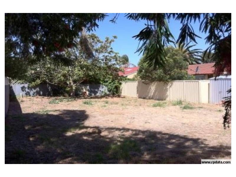 9 Protector Street, O’sullivan Beach SA 5166