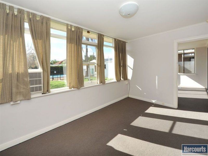 36 Dunrobin Road, Hove SA 5048