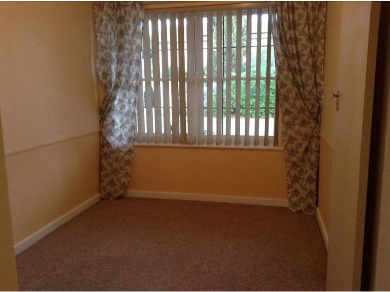 1/11 Yarrum Grove, Glenelg SA 5045