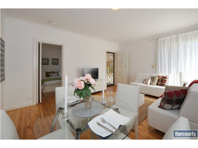 1/12 Golflands Terrace, Glenelg North SA 5045