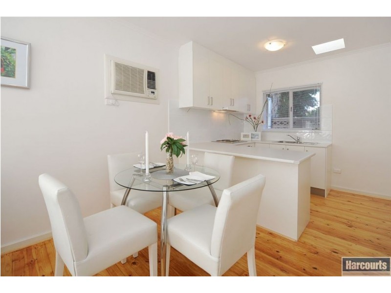 1/12 Golflands Terrace, Glenelg North SA 5045