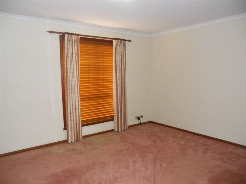 10 Admella Court, Hallett Cove SA 5158