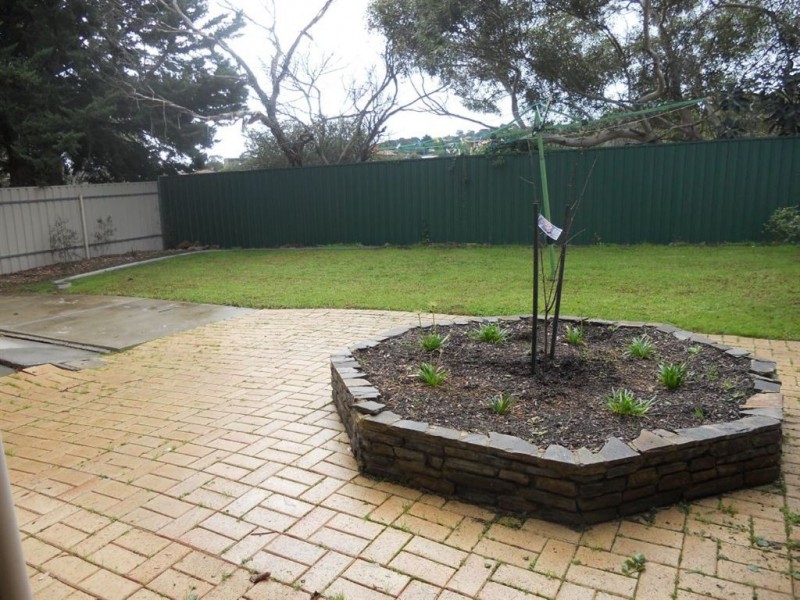 10 Admella Court, Hallett Cove SA 5158