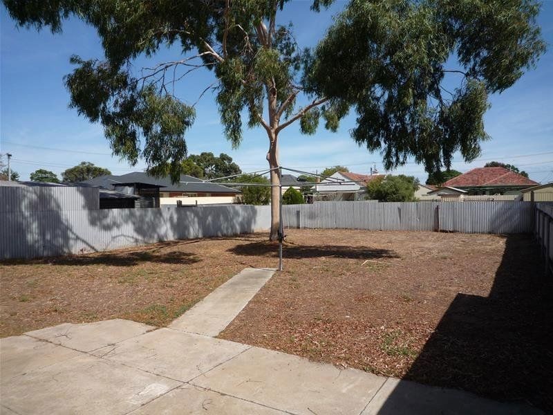 15 Rickaby Street, Croydon Park SA 5008