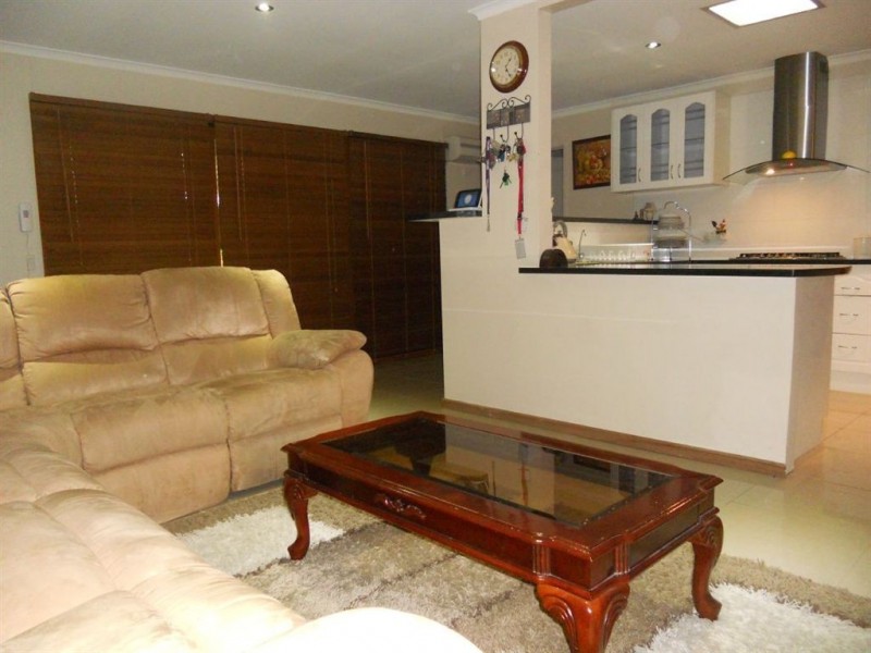 112 Lander road, Trott Park SA 5158