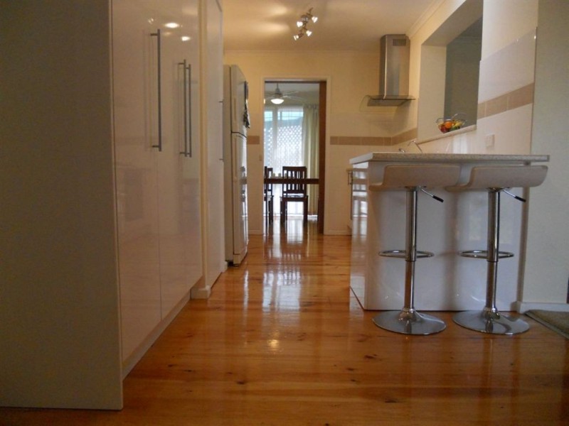 29 Whiteley Drive, Trott Park SA 5158