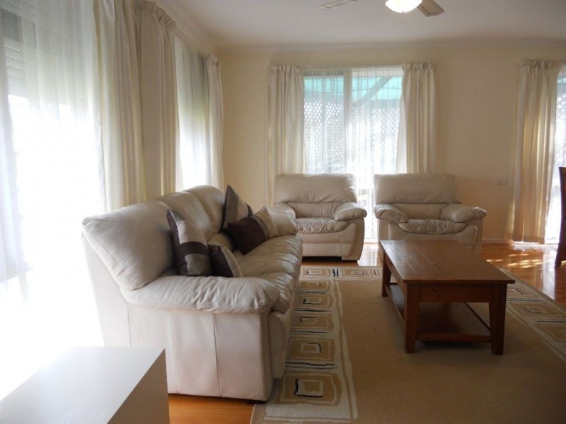 29 Whiteley Drive, Trott Park SA 5158