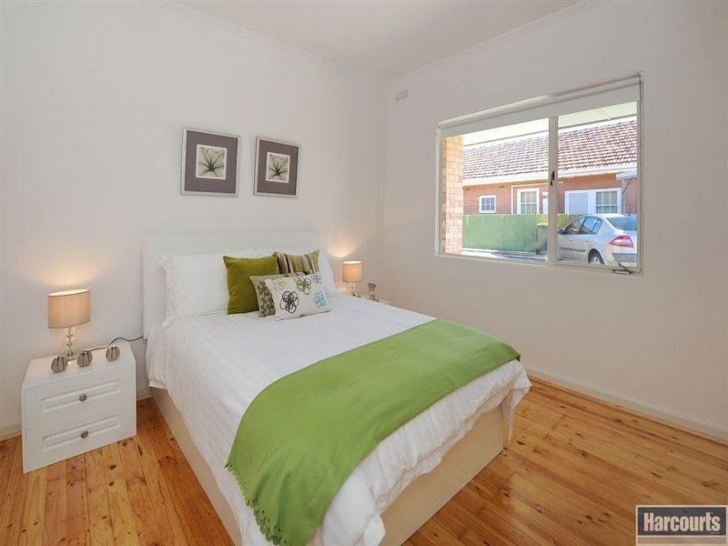 1/12 Golflands Terrace, Glenelg North SA 5045