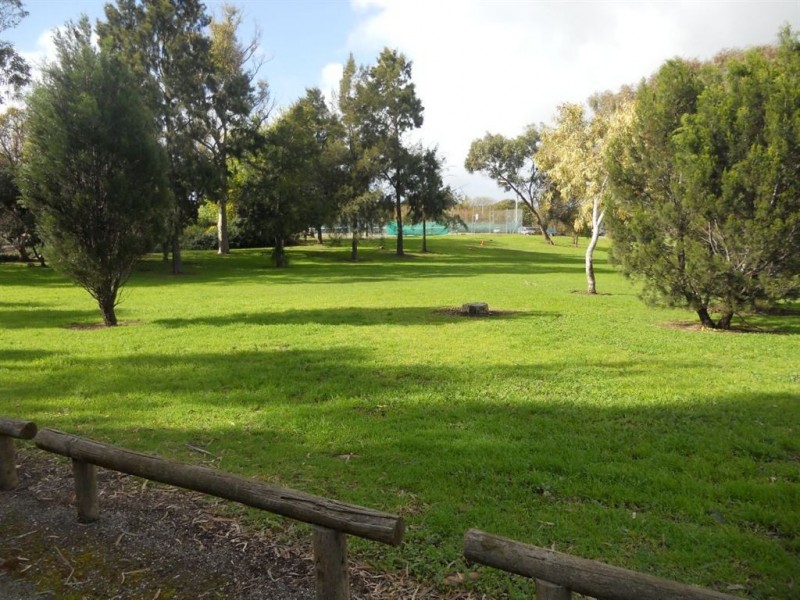 A/24 Hessing, Trott Park SA 5158