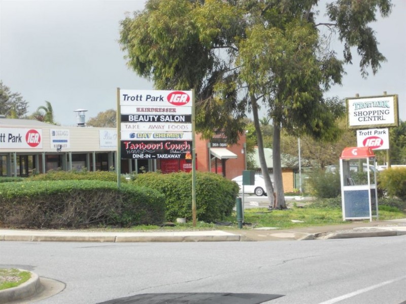 A/24 Hessing, Trott Park SA 5158