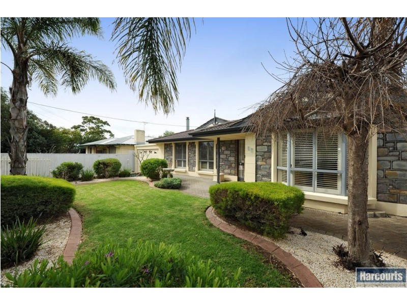 27 Scarborough Terrace, Dover Gardens SA 5048