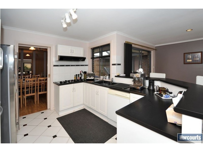 27 Scarborough Terrace, Dover Gardens SA 5048