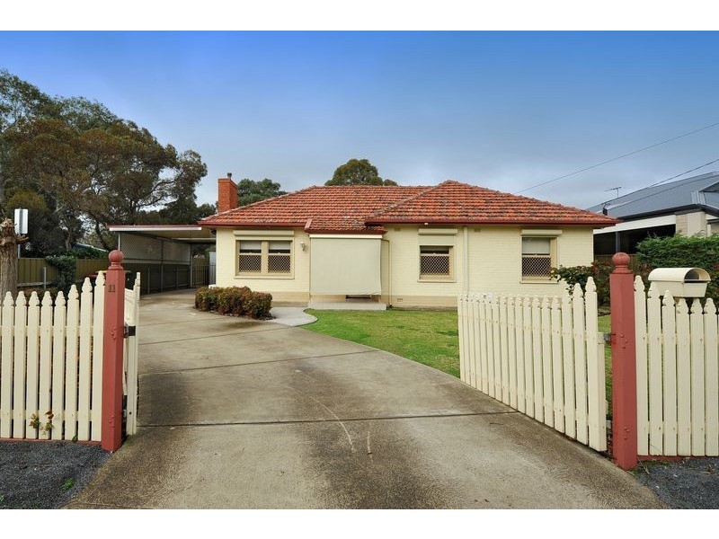 11 Melanto Terrace, Marion SA 5043
