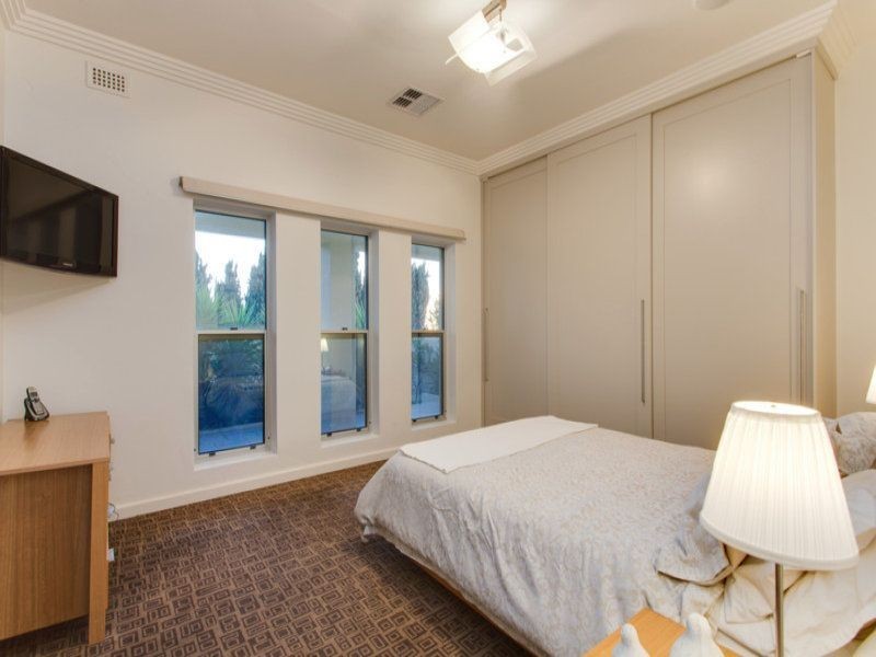 35 Kauri Parade, Seacliff SA 5049