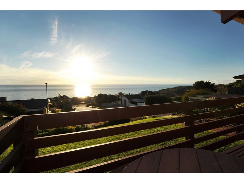 4 Mayflower Crescent, Hallett Cove SA 5158