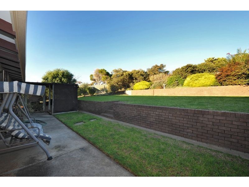 4 Mayflower Crescent, Hallett Cove SA 5158