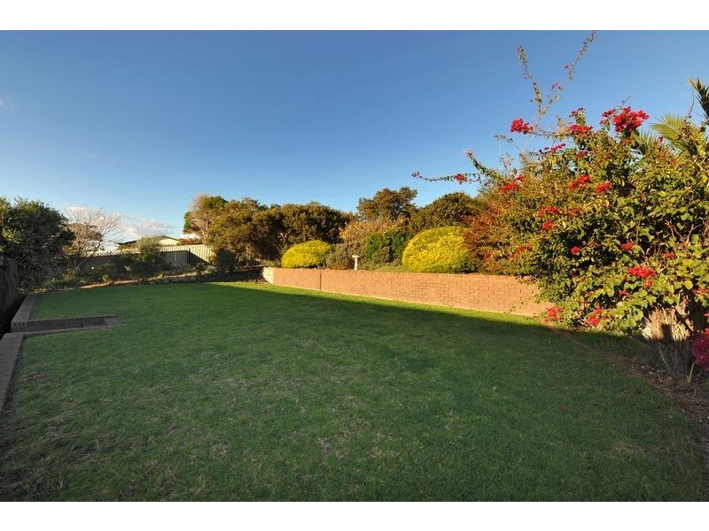4 Mayflower Crescent, Hallett Cove SA 5158