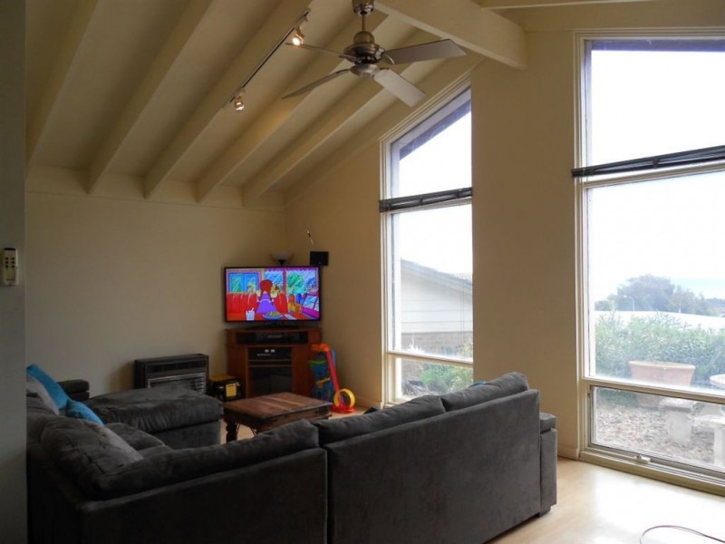 29 Minnipa Drive, Hallett Cove SA 5158