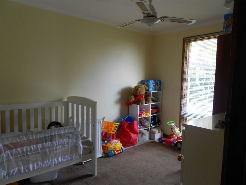 29 Minnipa Drive, Hallett Cove SA 5158