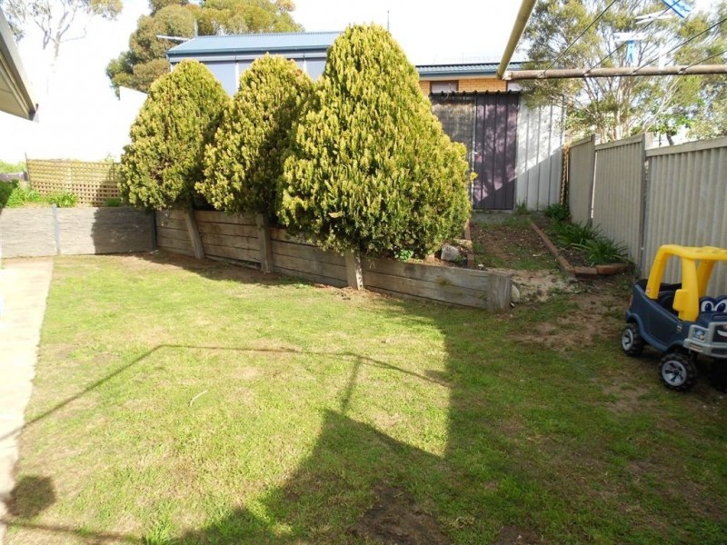 29 Minnipa Drive, Hallett Cove SA 5158