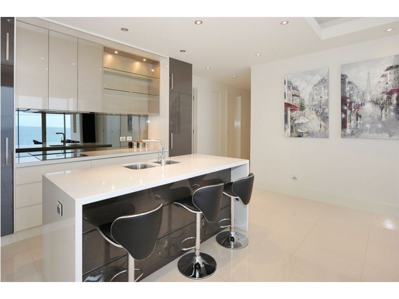 2 Marine Parade, Marino SA 5049