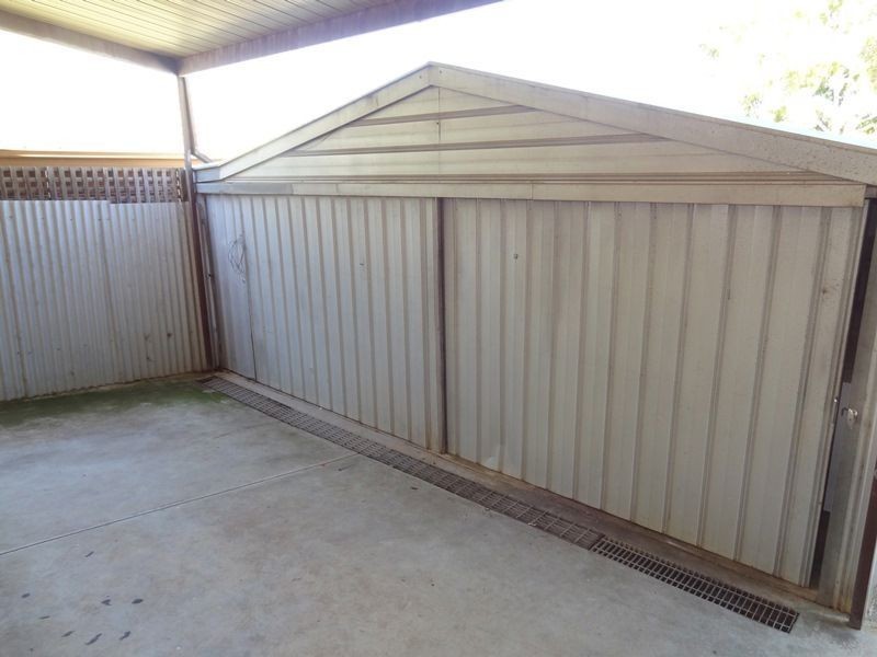 11 Streeton Court, Trott Park SA 5158