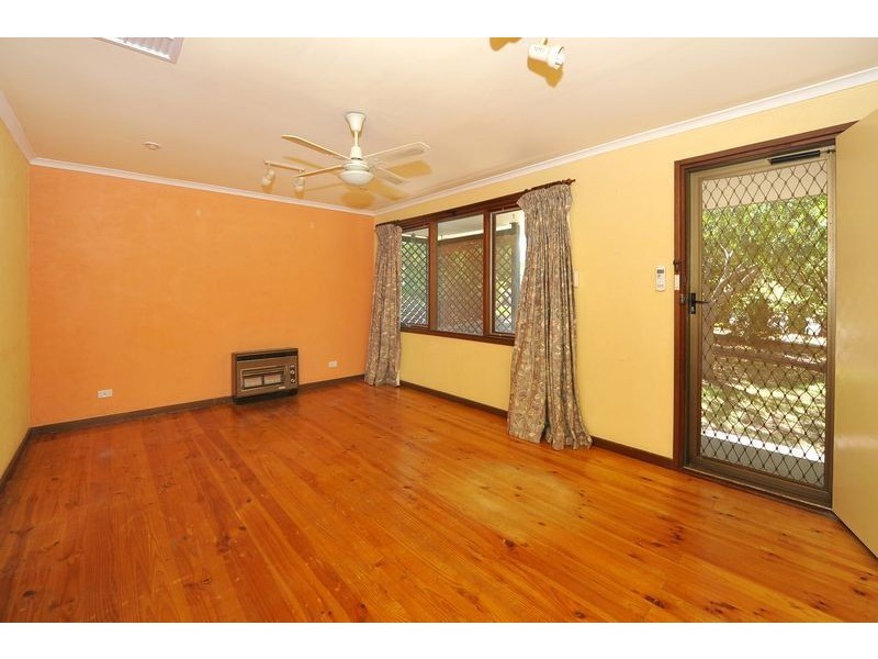 17 Valerian Court, Christie Downs SA 5164